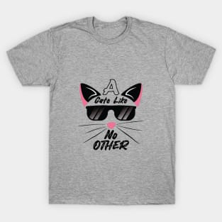 A cat like no other T-Shirt